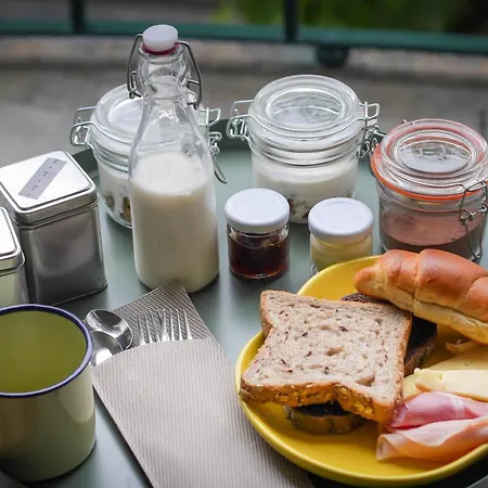 O Ateneu Pensión Ponta Delgada