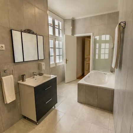 O Ateneu Guest house *