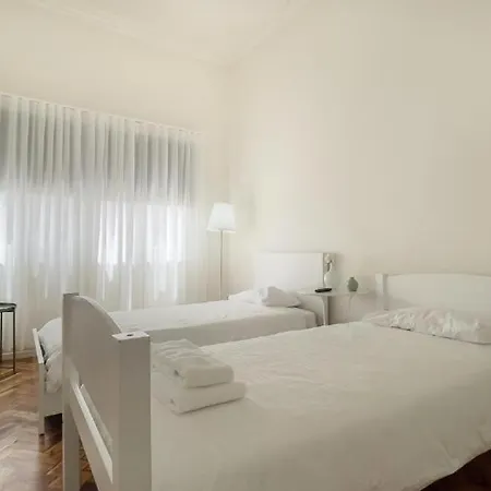 O Ateneu Pensionat Ponta Delgada