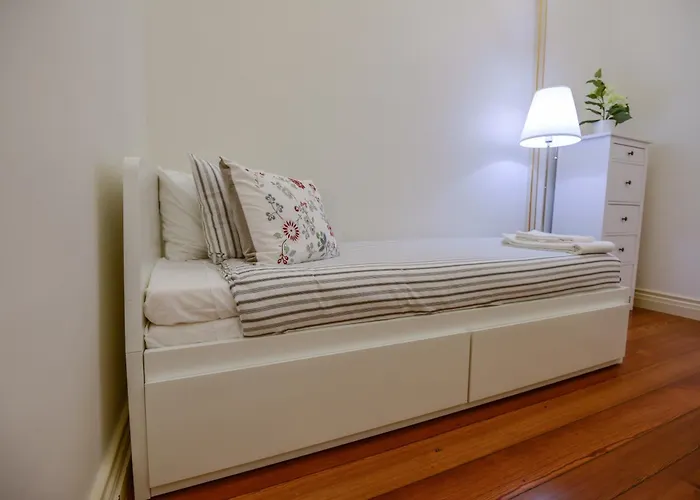 O Ateneu Ponta Delgada (Sao Miguel)