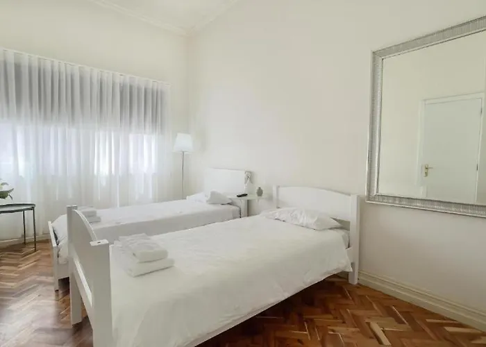 O Ateneu 3* Ponta Delgada (Sao Miguel)